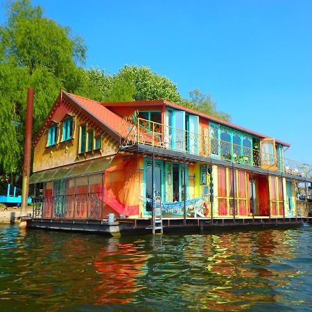 Drijfpaleis Hotel อาร์นเฮม ภายนอก รูปภาพ